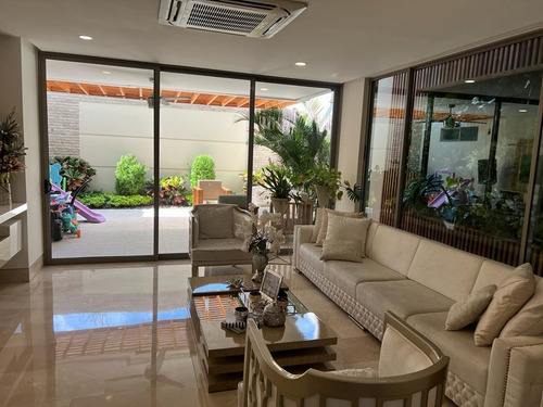 Imagen 2 de 18 de Espactacular Casa En Venta Sector Villa Campestre, Barranquilla Vg