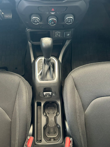 Jeep Renegade 1.8 Sport At6
