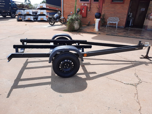 Imagem 3 de 15 de Reboque Para Jet Slim - Bravo Carretas