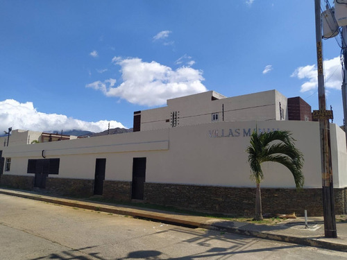 Imagen 2 de 11 de Re/max. Iris Hernandez. Vende Townhouse (180m2). Manantial. Naguanagua. Codigo 137346