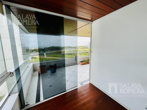 Venta - Departamento De 3 Dormitorios En Suite Mas Servicio Primera Linea Playa Brava Sap5498912