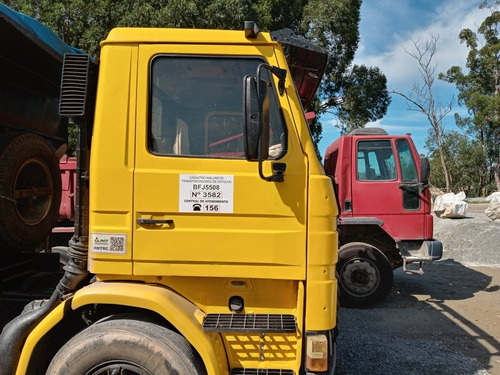 Scania 113 320