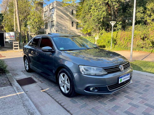 Volkswagen Vento 2.5 Luxury Tiptronic 170cv 2011