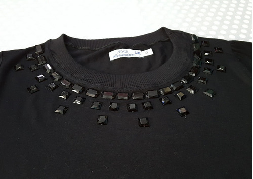 T-shirt Blusinha Blusa Moda Feminina Bordado Gola De Pedras