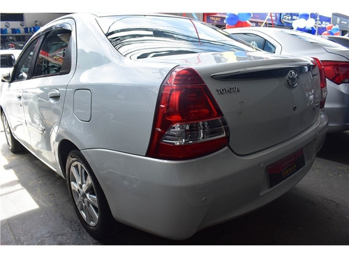 Imagem 6 de 14 de Toyota Etios 1.5 Xls Sedan 16v Flex 4p Automático