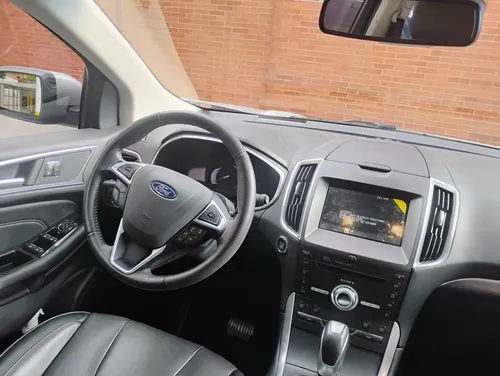 Ford Edge 2.0 Titanium