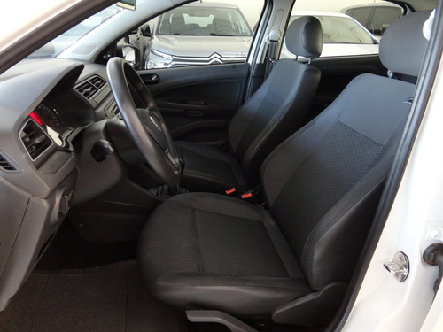 Volkswagen Voyage 1.0 12V MPI TOTALFLEX 4P MANUAL