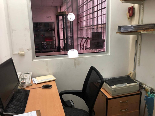Imagen 13 de 15 de Venta De Amplio Galpon En Zona Industrial Carabobo Cod. 133564. Daniela Jimenez 0414-4027874