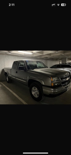 Chevrolet Cheyenne 5.3 2500 Cab Ext B 4x4 Mt