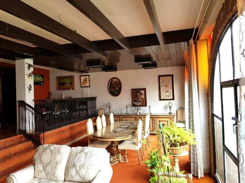 Casa En Venta En Lomas Del Huizachal En Naucalpan De Juárez