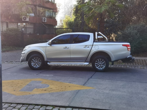 Imagen 5 de 15 de Mitsubishi L200 Dakar 4x4 Dcab 2.4