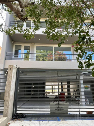 Imagen 2 de 29 de Departamento 4 Ambientes Venta Castelar