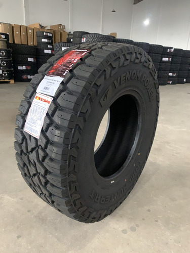 Pneu Aro 17 35X12.50R17 Venom Power R/T 10PR 121Q Design Agressivo Estilo Off-Road Alta Performance Ideal Para SUV e 4x4 Excelente Tração e Estabilidade em Todos Terrenos