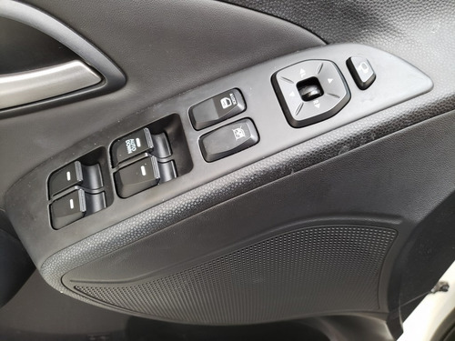 Hyundai IX35 2.0 MPFI GLS 16V FLEX 4P AUTOMÁTICO