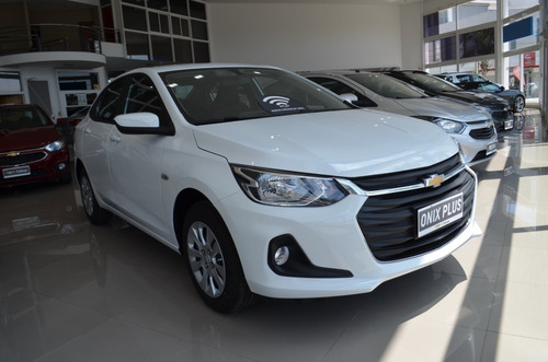 Imagen 2 de 14 de Chevrolet Onix Plus 1.2 Lt