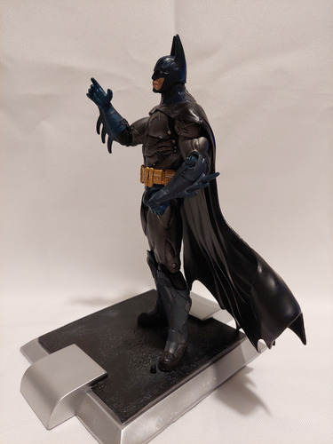 Batman (armored) - Arkham Asylum - Dc Comic - 18cm - 4 (Usado)