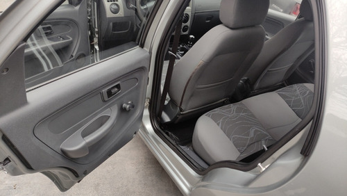 Imagen 12 de 16 de Fiat Palio 2014 1.4 Fire Pack Seg.