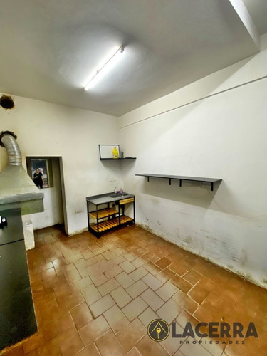 Imagen 8 de 21 de Local En Venta Villa Ballester Con Cochera !!!!!!