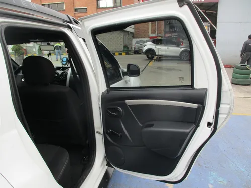 Renault Duster 4x2 1600cc Mt Aa