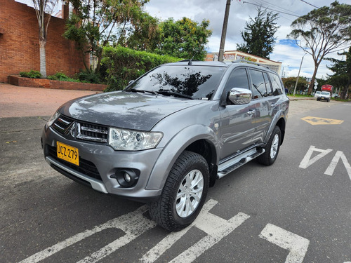 Mitsubishi Nativa 4x2 Sport 3.0