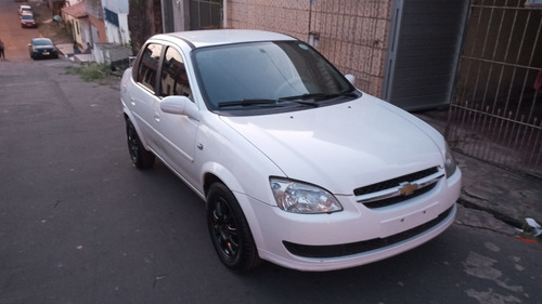 Imagem 2 de 15 de Chevrolet Classic 2013 1.0 Ls Flex Power 4p