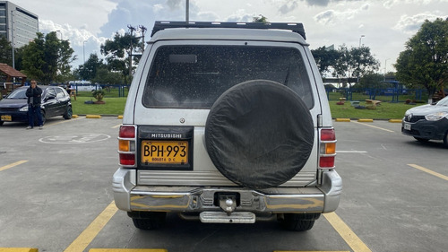 Imagen 11 de 25 de Mitsubishi Montero