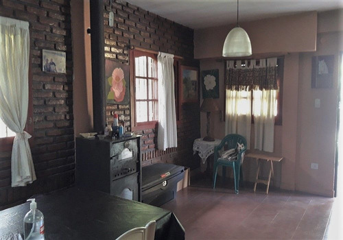Imagen 3 de 11 de 640 E/r.11 Y Diag. 131 - Casa Quinta- Baum Propiedades