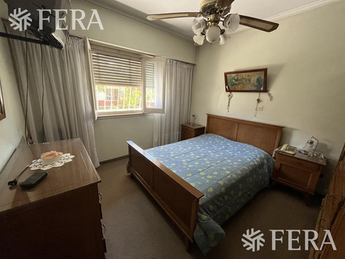 Imagen 7 de 17 de Venta Casa 3 Ambientes Con Jardín, Cochera Y Gran Fondo Libre En Quilmes (29595)