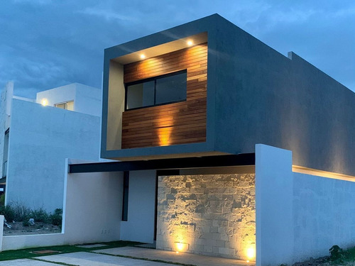 Imagen 2 de 18 de Hermosa Casa En Venta Cañadas Del Arroyo
