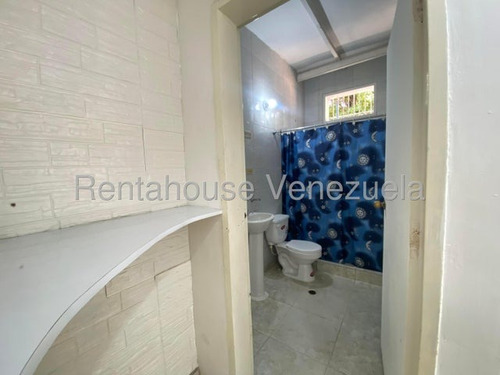 Local En Alquiler En El Limon Avenida Caracas Maracay 25-16904 Mvs