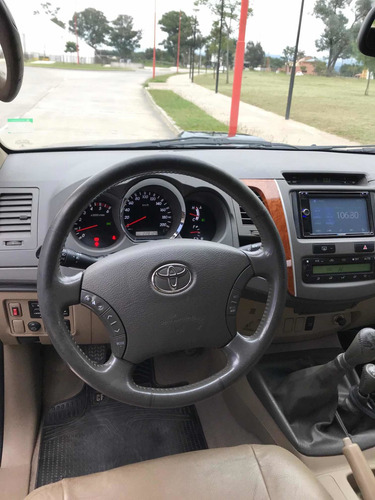 Toyota Sw4 3.0 I Srv Mt C/cuero 4x4 (2009) 2009