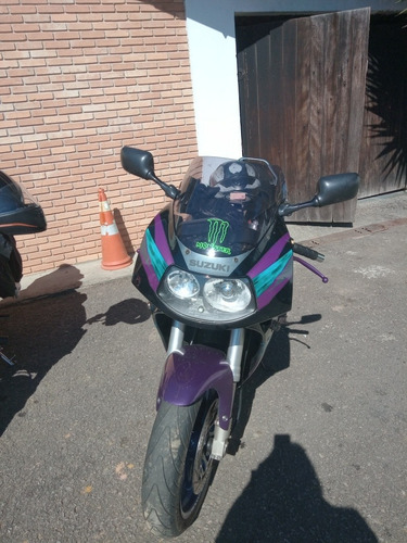 Imagem 2 de 3 de Suzuki Gsxr 1100w