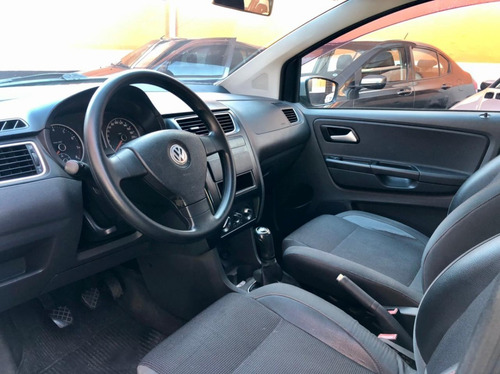 Imagem 5 de 8 de Volkswagen Fox Prime