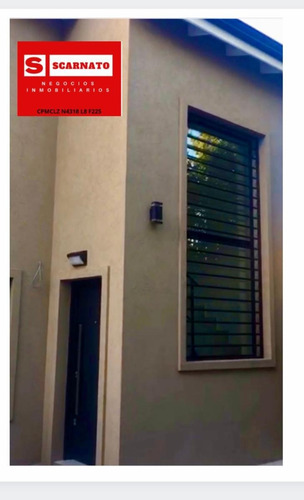 Imagen 8 de 17 de Venta De Casa Con 3 Ph En Block