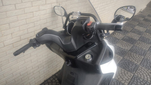 Imagem 8 de 10 de Downtown 300 Abs 2021 Branca Sem Entrada Burgman Maxsym