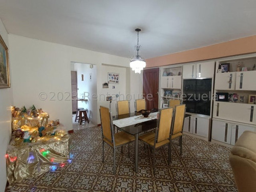 Apartamento En Venta, El Valle 