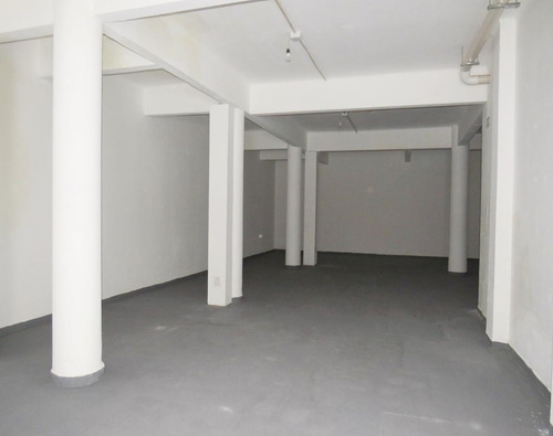 Alquiler Local Comercial Planta Baja Al Frente - Ciudad Vieja