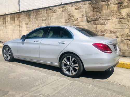 Imagen 5 de 12 de Mercedes-benz Clase C 2018 2.0 200 Cgi Sport At