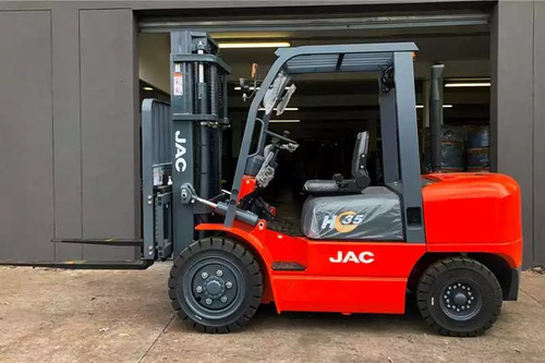 Autoelevador Okm Jac 2,5t 4,8 M Triple + Financiación