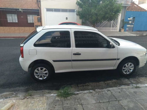 Imagem 3 de 8 de Volkswagen Gol 2013 1.0 Bluemotion Tec Total Flex 3p