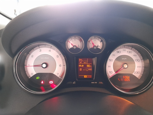 Peugeot 408 2.0 Allure Nav 143cv 2013