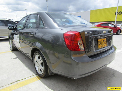 Chevrolet Optra 1.6 Advance