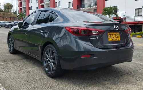 Mazda 3 2.0 Grand Touring