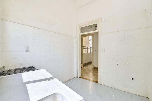 Venta Departamento 3 Ambientes Antiguo Con Balcón Ex Pasaje Peluffo Almagro