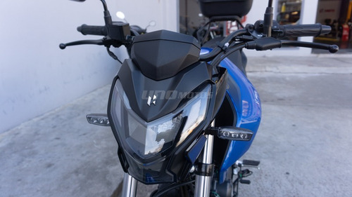 Imagen 5 de 17 de Hero Hunk 160r Moto Con Abs Usada