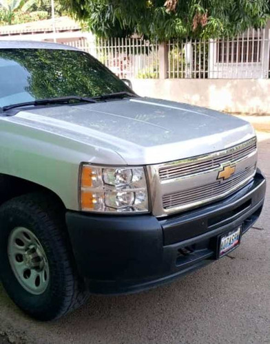 Chevrolet Silverado Ls Automatica 4x2