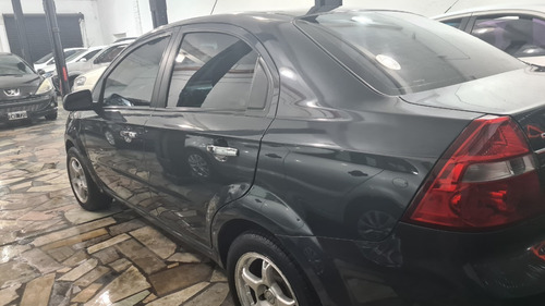 Chevrolet Aveo Lt 2013