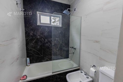 Casa En Venta En Club Privado Loma Verde Escobar-