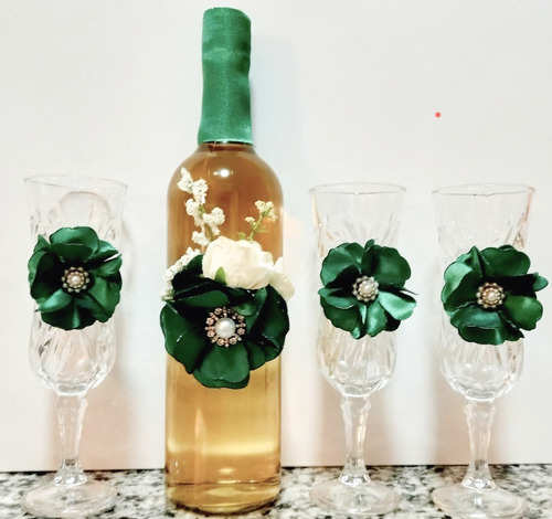 Set De Brindis ( Una Copa Y Botella) Xv Años