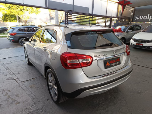 Mercedes-Benz Classe GLA 1.6 Advance Turbo Flex 5p
